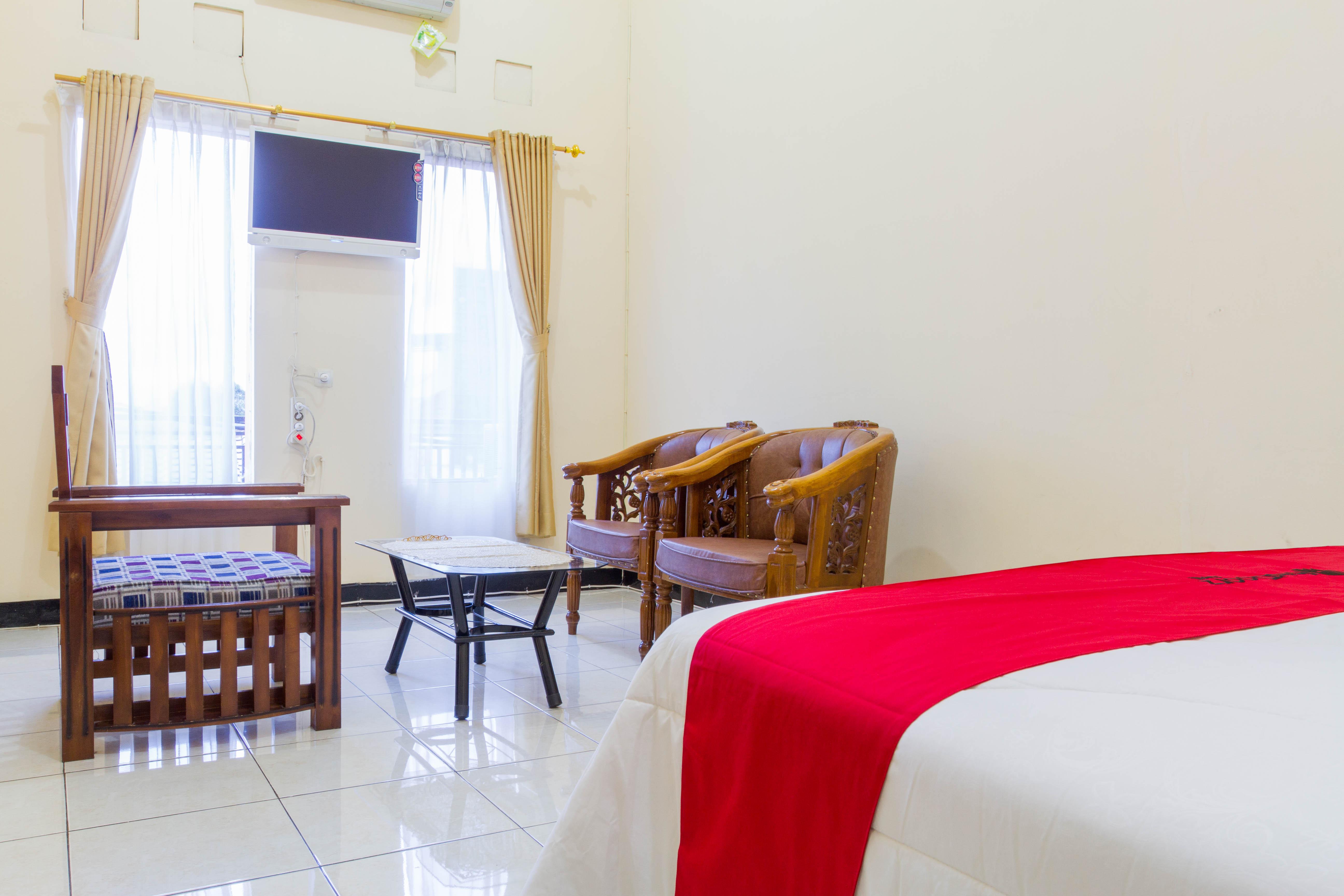 Reddoorz @ Pataruman Garut Exterior photo