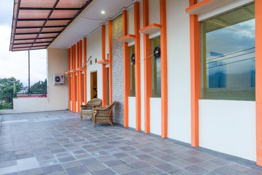 Reddoorz @ Pataruman Garut Exterior photo