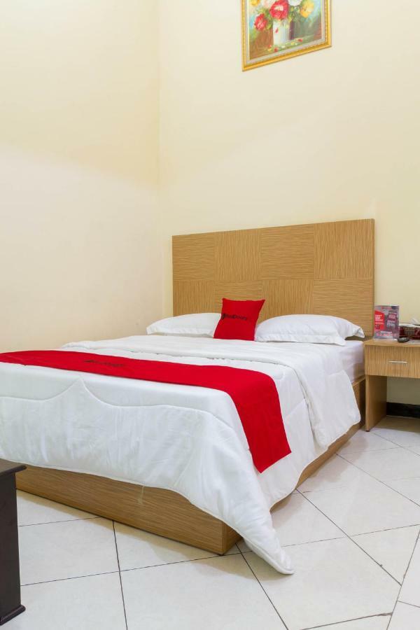 Reddoorz @ Pataruman Garut Exterior photo
